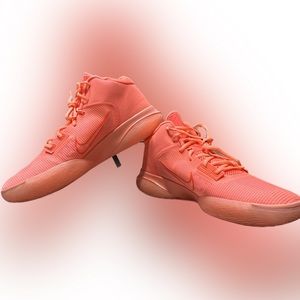 Nike Kyrie Flytrap 4 "Crimson Pulse/Bright Mango" Unisex Basketball Shoe